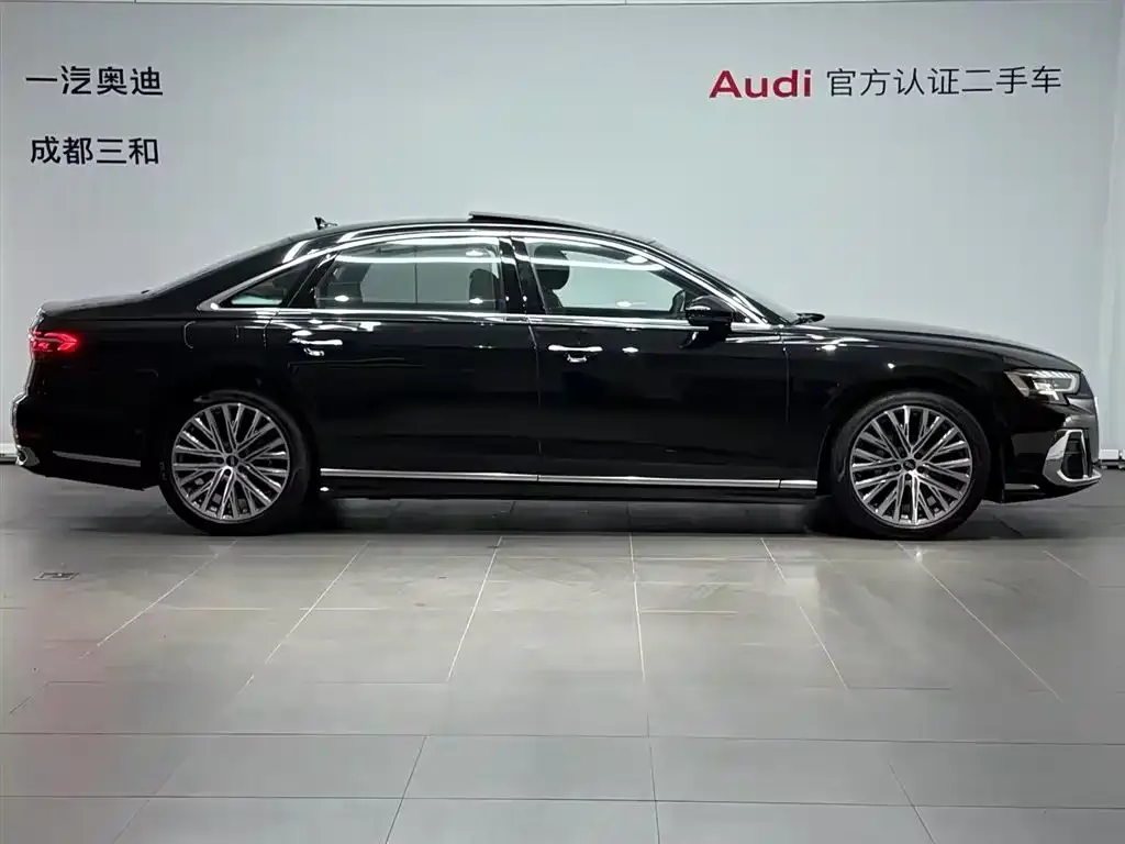 Audi A8 2024 из CN, фото 3