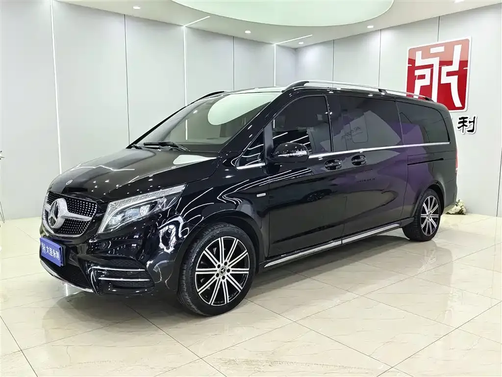 Mercedes-Benz V-Class 2022 из CN, фото 1