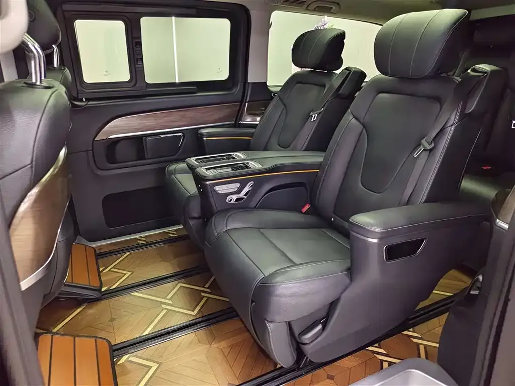 Mercedes-Benz V-Class 2022 из CN, фото 8
