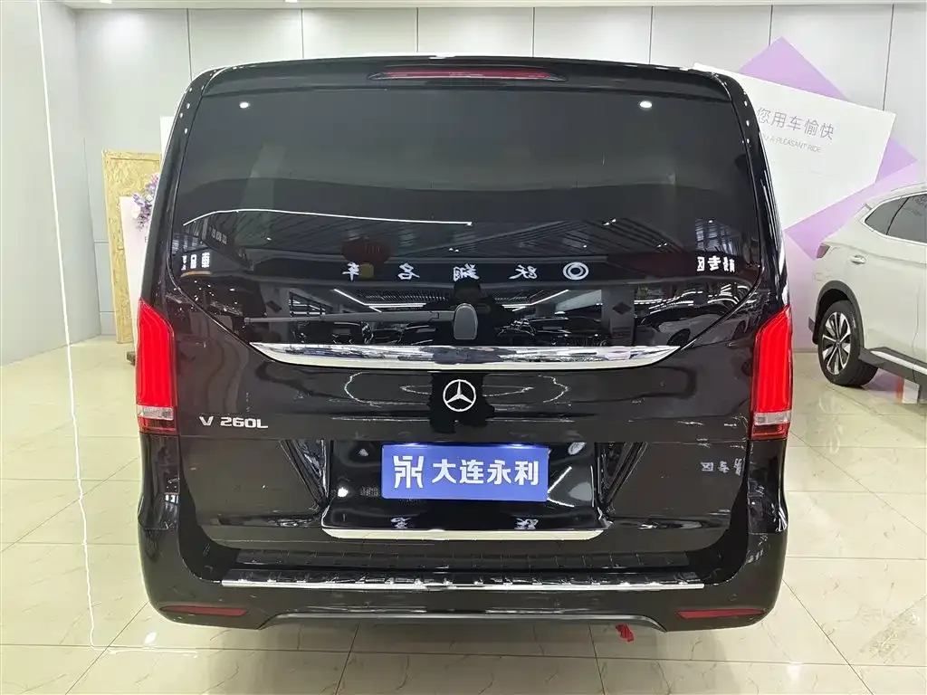 Mercedes-Benz V-Class 2022 из CN, фото 5