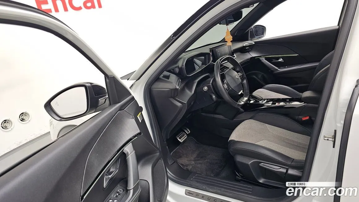 Peugeot 2008 2021 из KR, фото 8