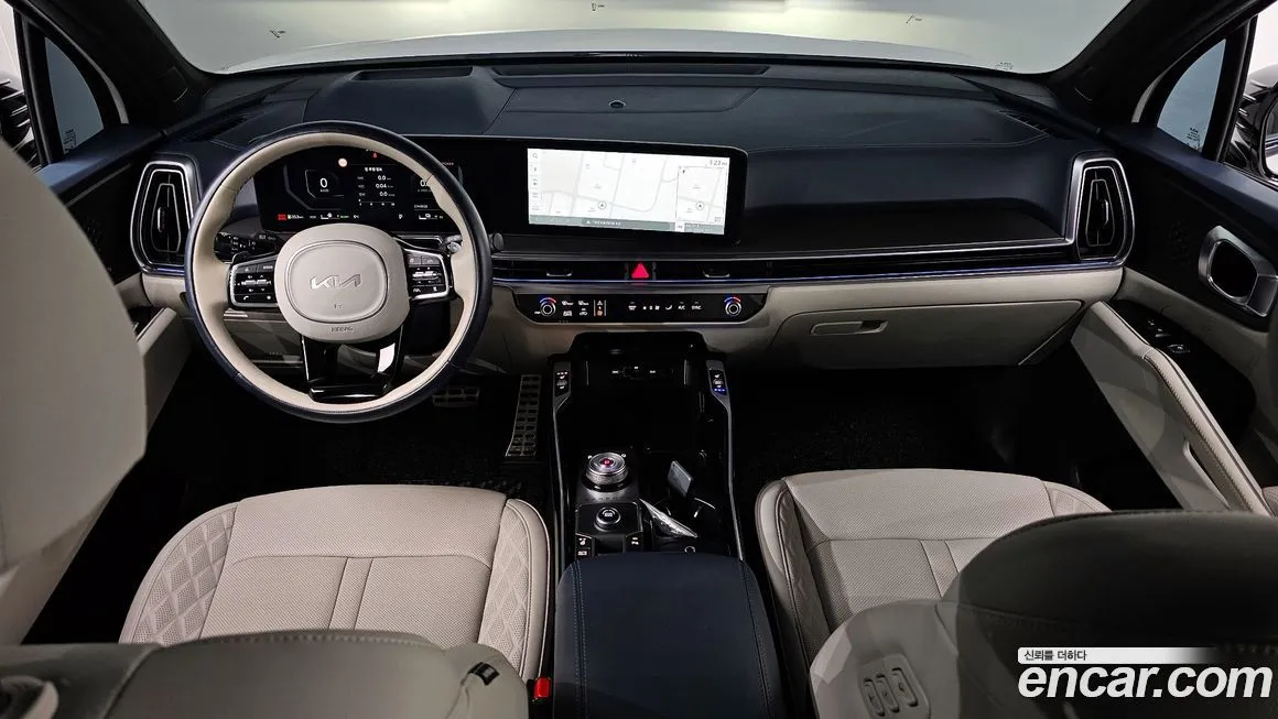 Kia Sorento — фото 7