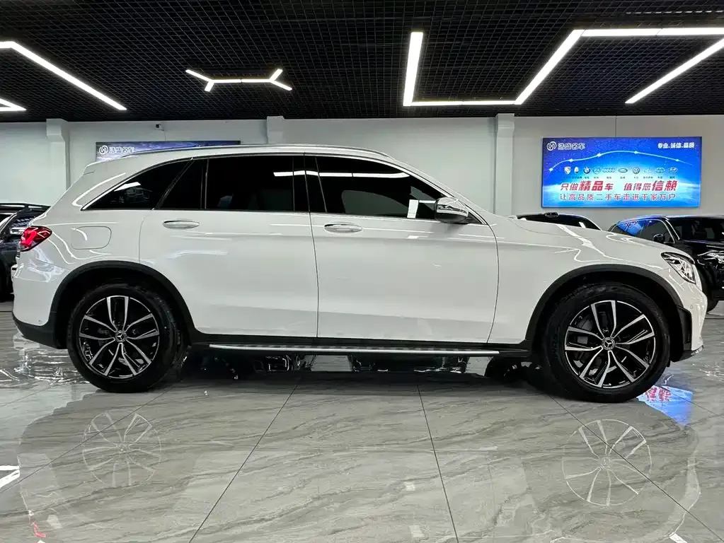 Mercedes-Benz GLC 2021 из CN, фото 3