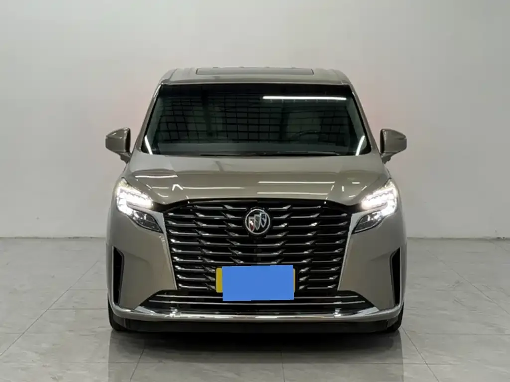 Buick GL8 2023 из CN, фото 3