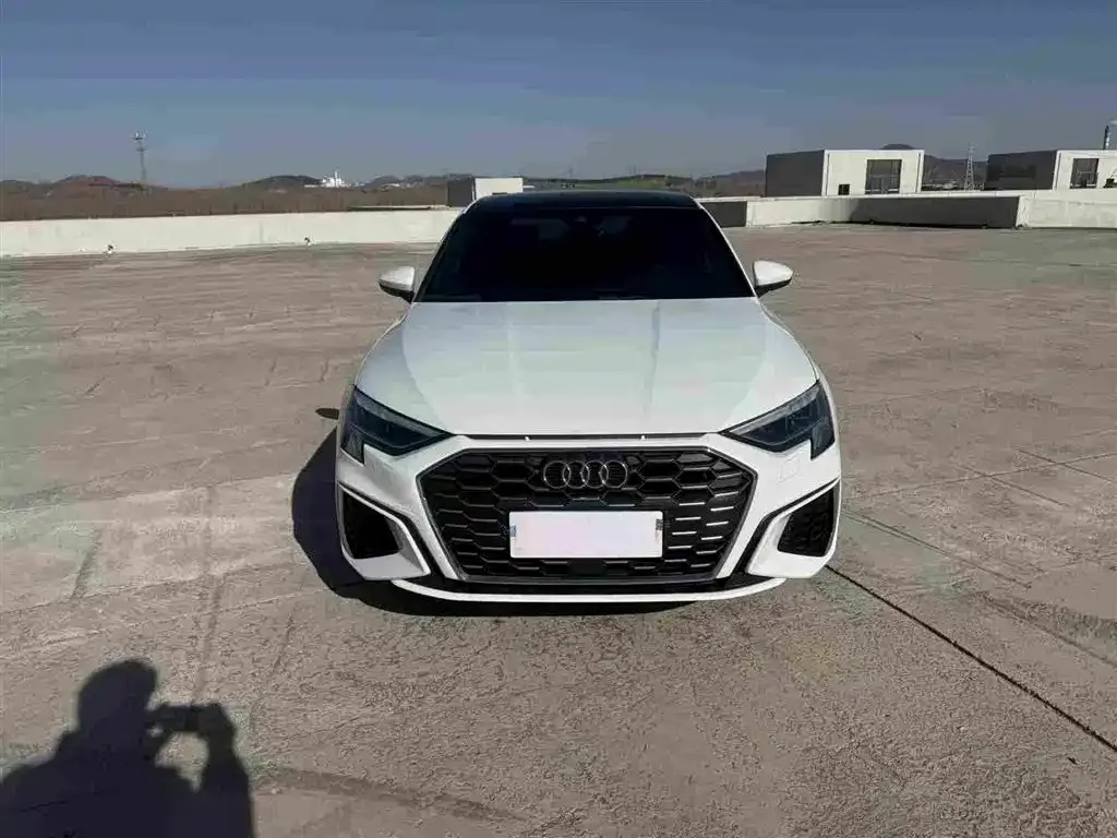 Audi A3 2024 из CN, фото 2