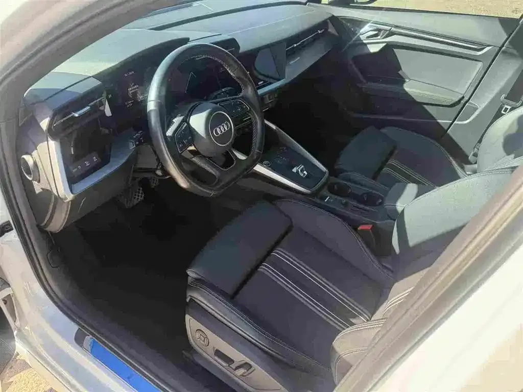 Audi A3 2024 из CN, фото 8