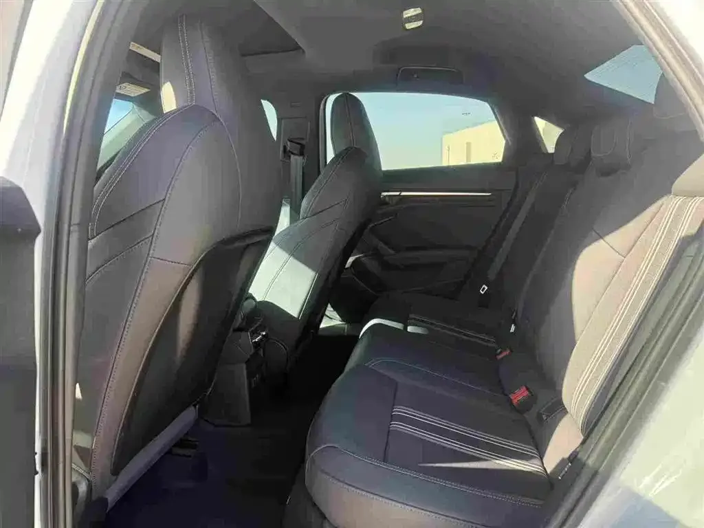 Audi A3 2024 из CN, фото 6