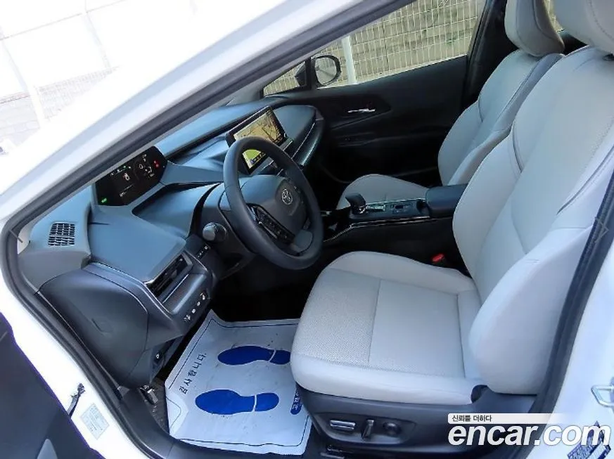 Toyota Prius — фото 4