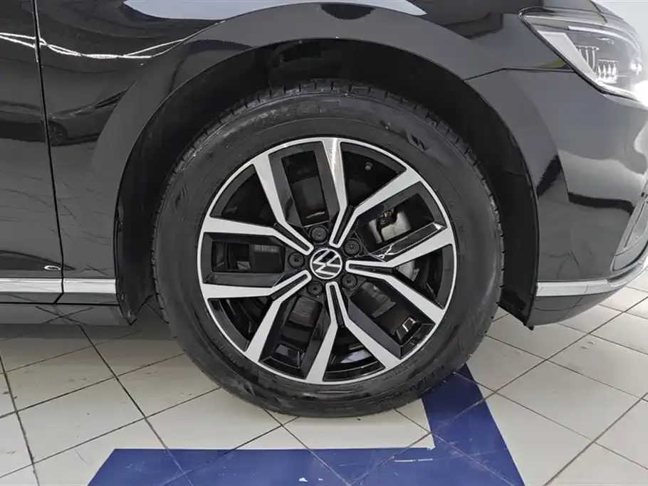 Volkswagen Magotan 2021 из CN, фото 2