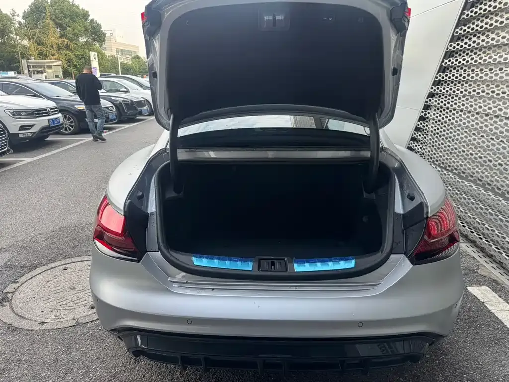 Audi e-tron GT 2024 из CN, фото 5