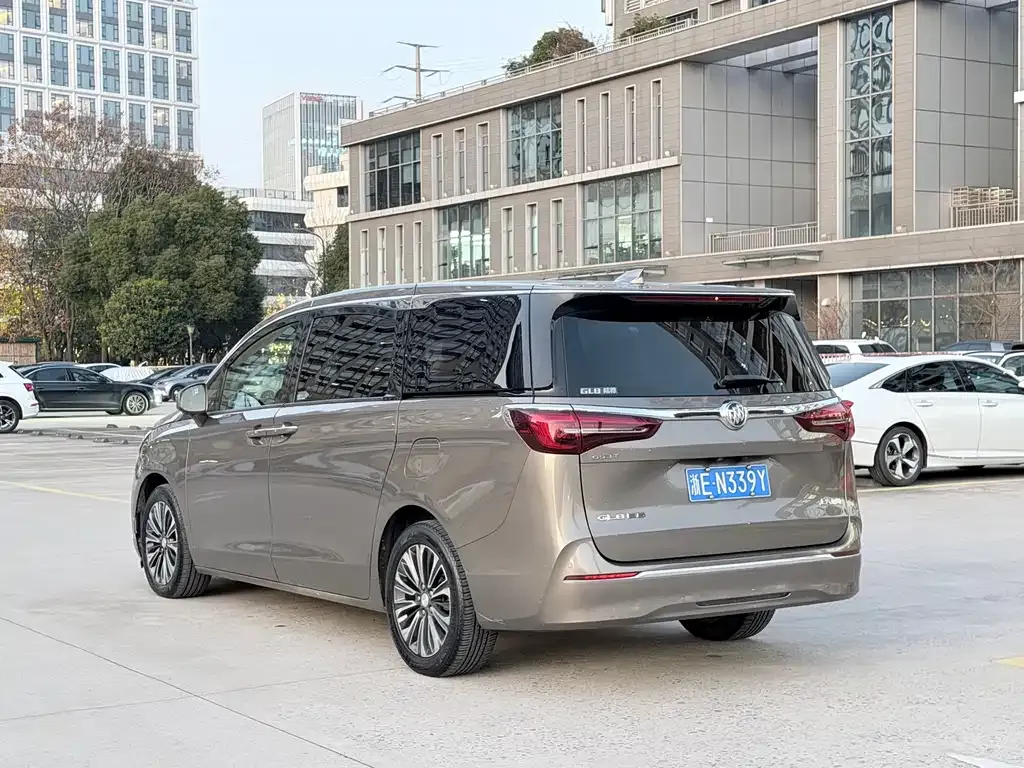 Buick GL8 2021 из CN, фото 6