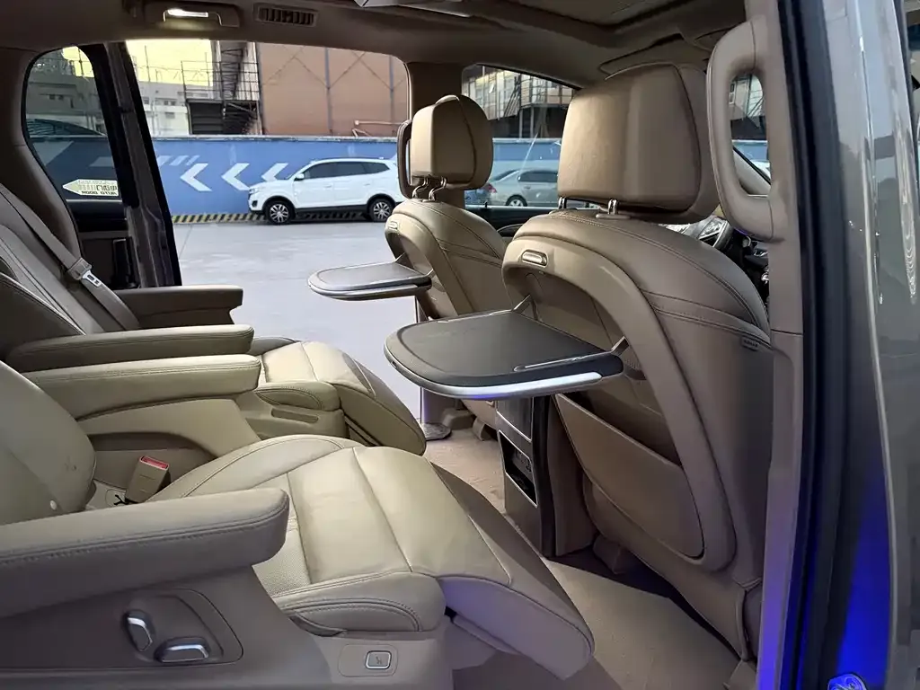 Buick GL8 2021 из CN, фото 2