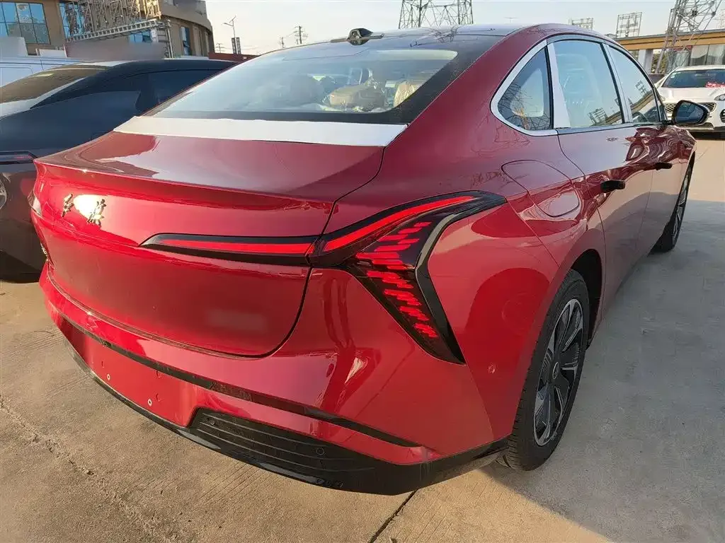 Hongqi Tiangong 05 2025 из CN, фото 10