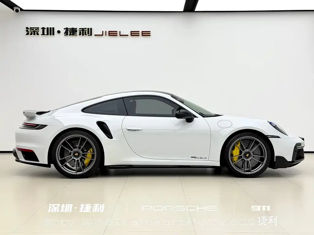 Porsche 911 2023 из CN, фото 2