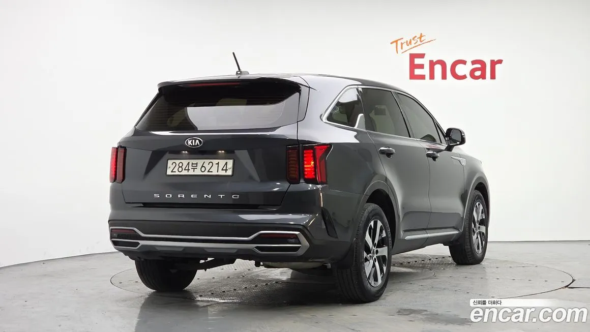 Kia Sorento — фото 4