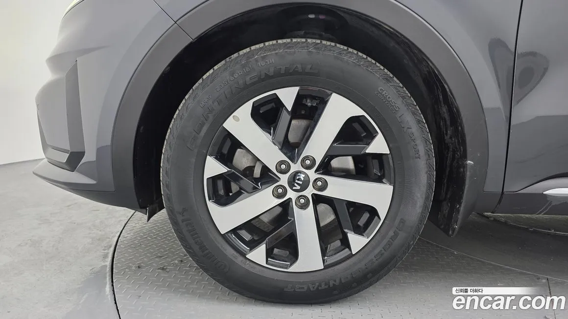 Kia Sorento — фото 3