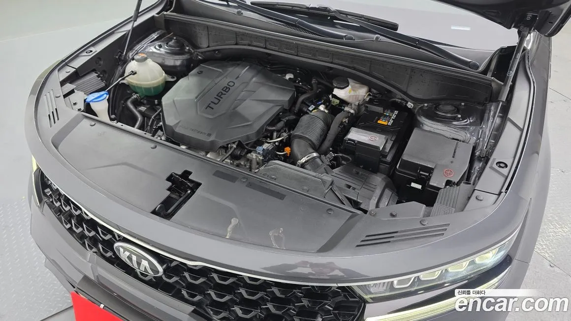 Kia Sorento — фото 9