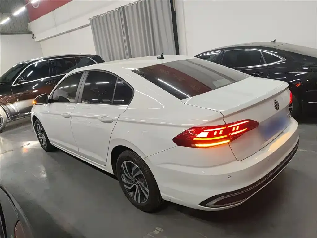 Volkswagen Bora 2025 из CN, фото 6