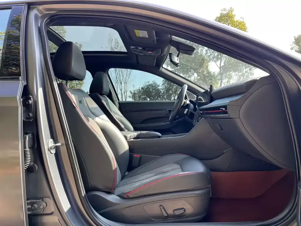 Hyundai Sonata 2024 из CN, фото 2