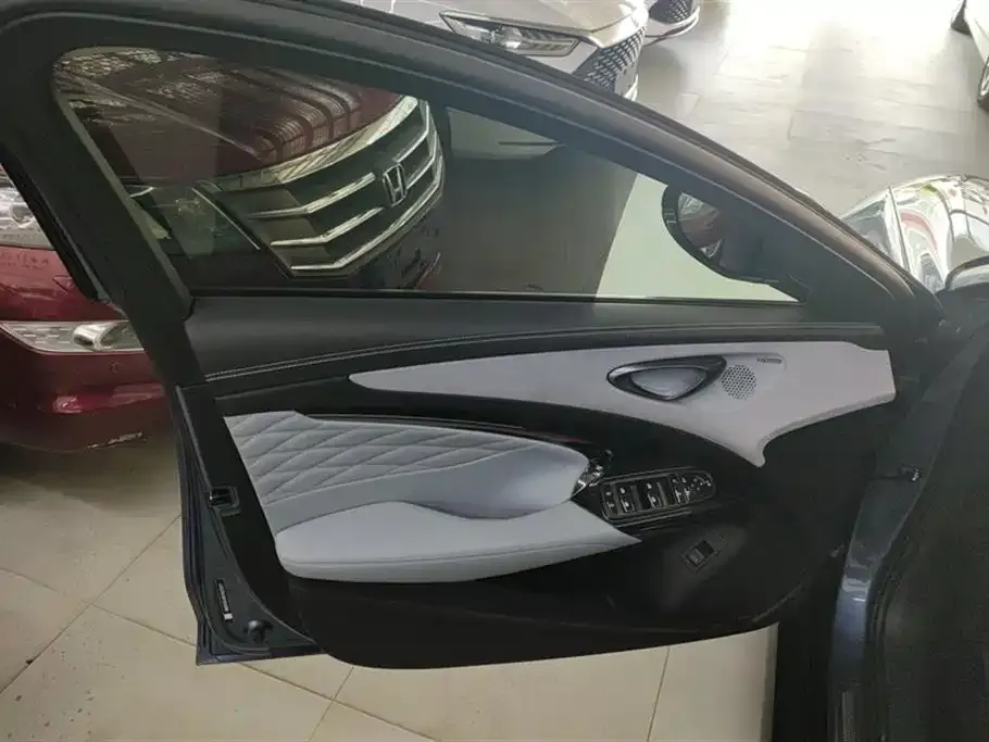 BYD Seal 2023 из CN, фото 8