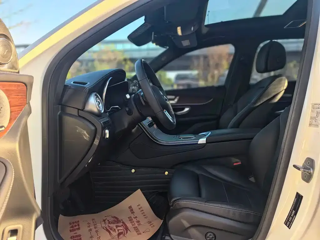 Mercedes-Benz GLC 2021 из CN, фото 2