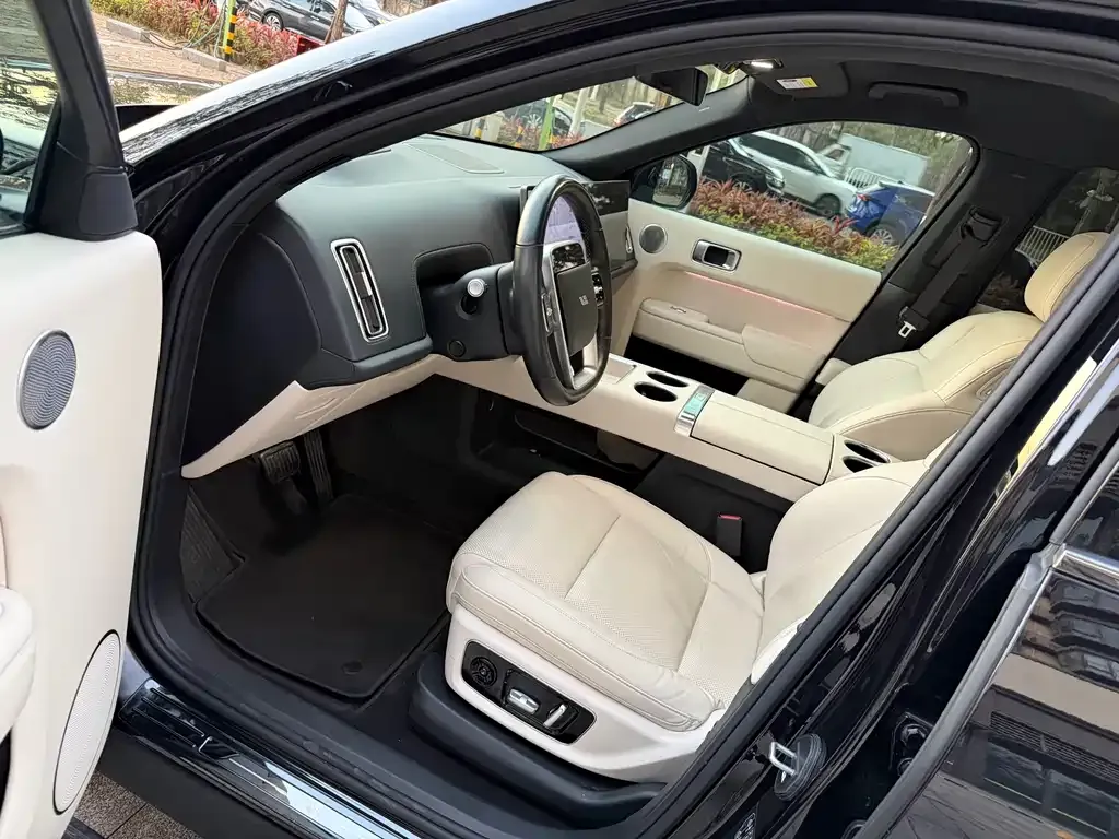 Li Auto L8 2023 из CN, фото 6