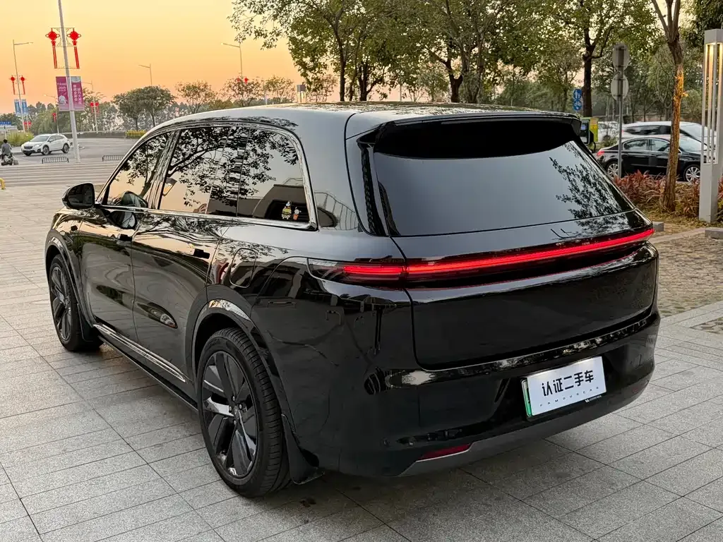 Li Auto L8 2023 из CN, фото 8