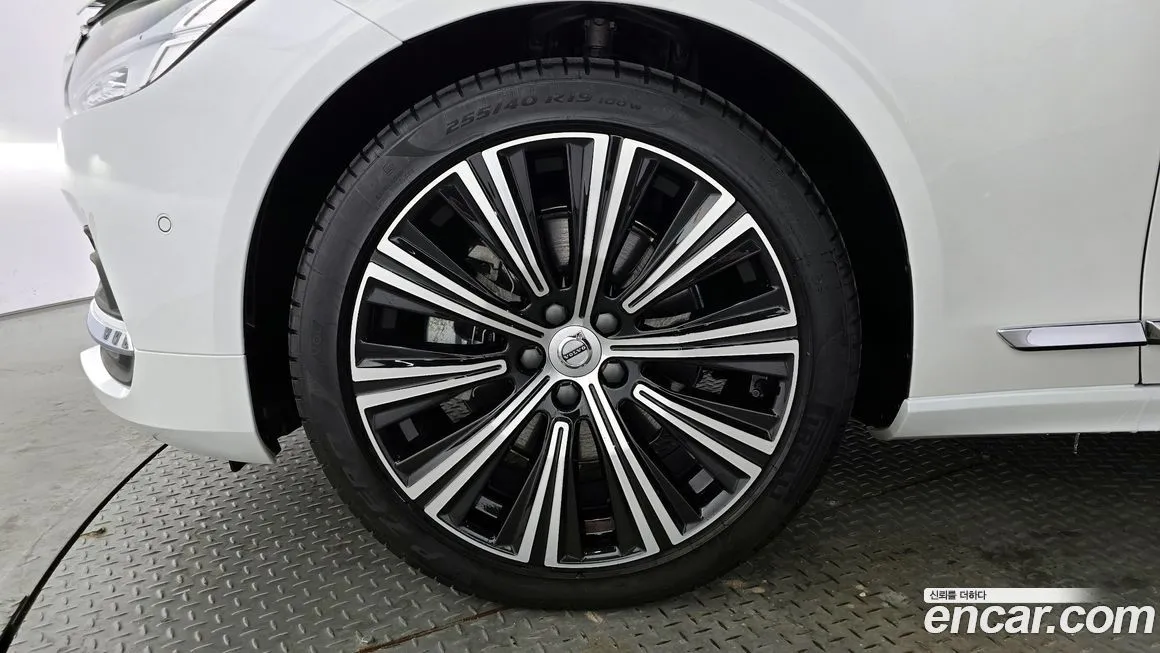 Volvo S90 — фото 10