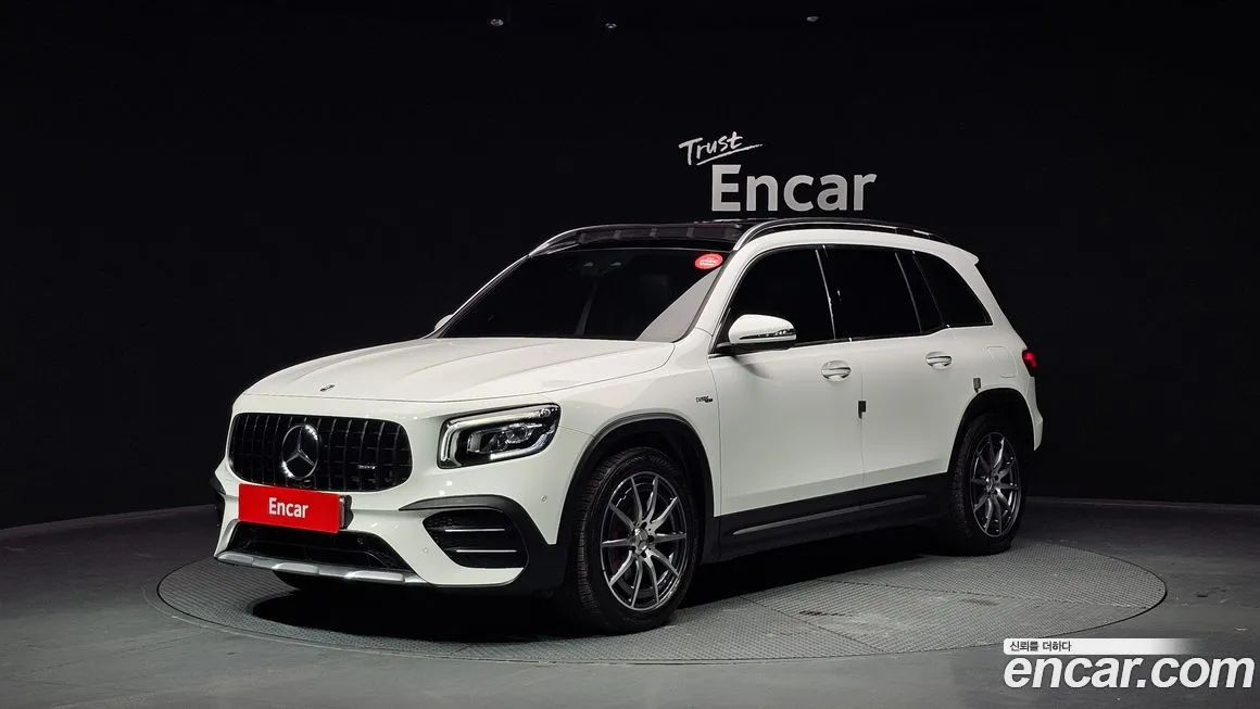 Mercedes-Benz GLB-Class — фото 1