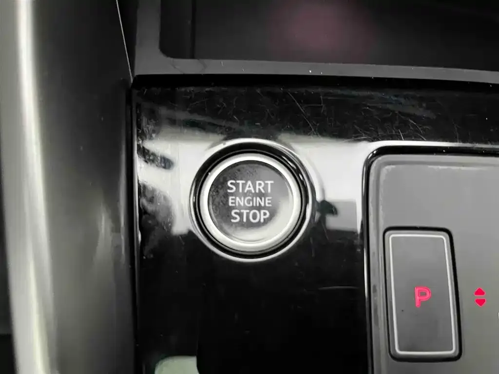 Audi A3 2023 из CN, фото 8