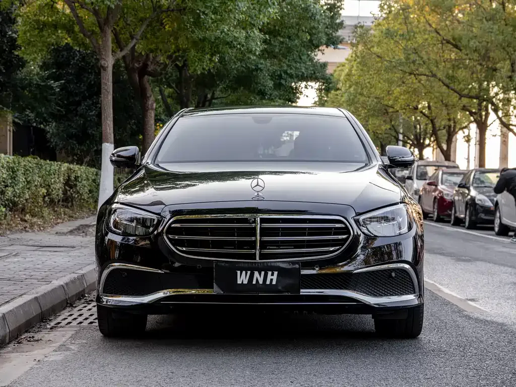 Mercedes-Benz E-Class 2023 из CN, фото 2