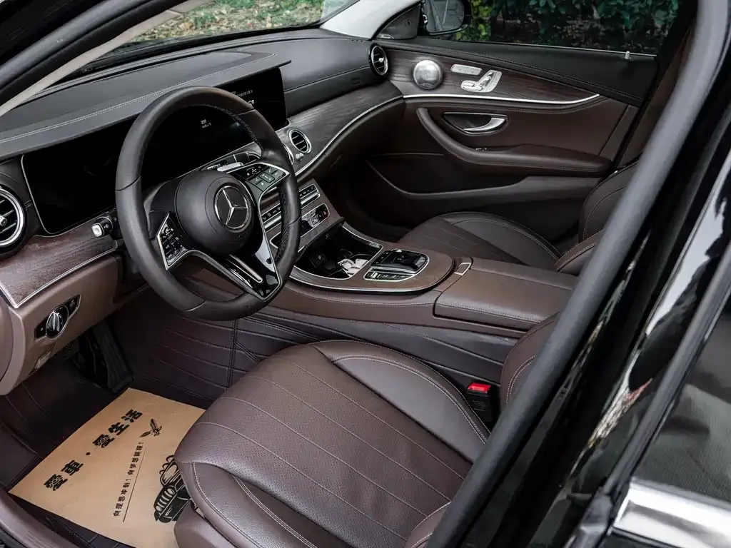 Mercedes-Benz E-Class 2023 из CN, фото 6