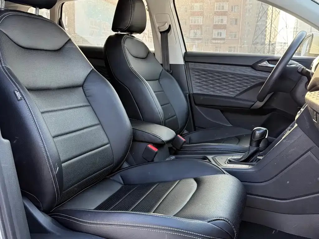 Volkswagen Tharu 2022 из CN, фото 10