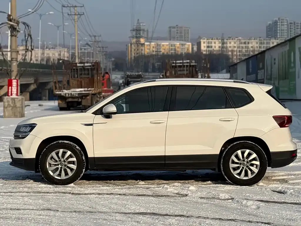 Volkswagen Tharu 2022 из CN, фото 3