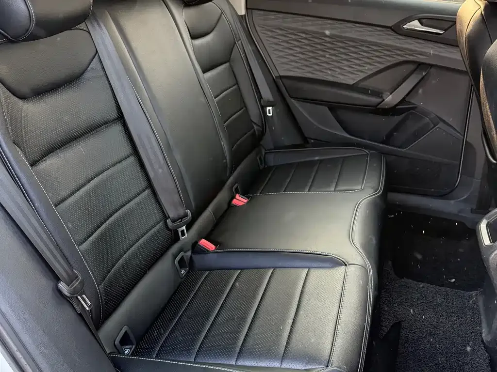 Volkswagen Tharu 2022 из CN, фото 6