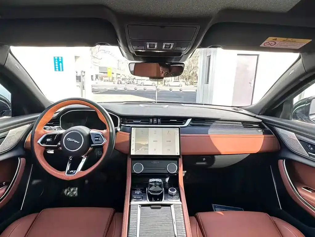 Jaguar XFL 2023 из CN, фото 6