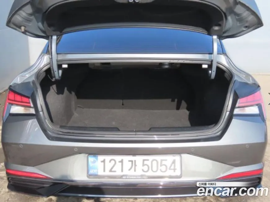 Hyundai AVANTE 2023 из KR, фото 5