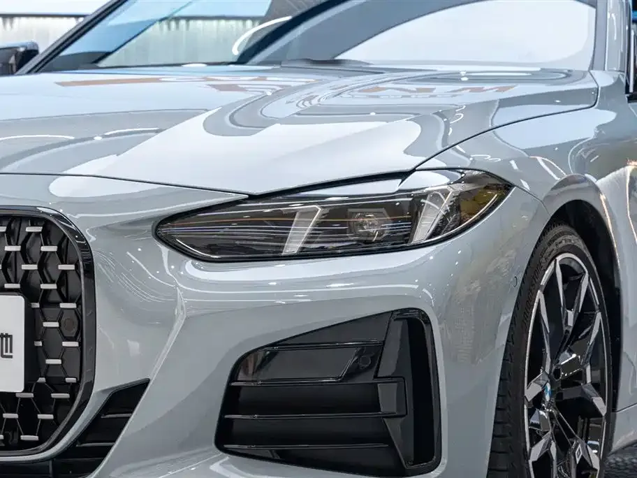BMW 4 Series 2025 из CN, фото 9