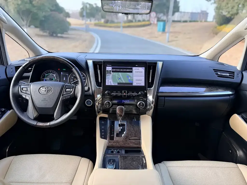 Toyota Alphard 2022 из CN, фото 6