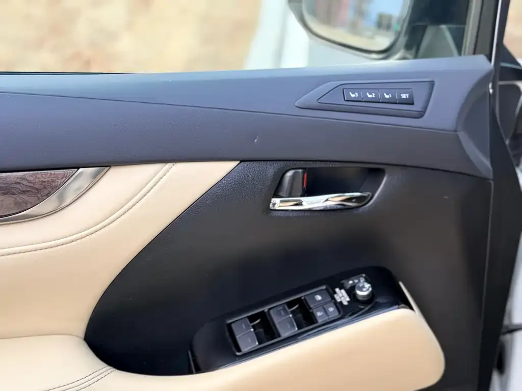 Toyota Alphard 2022 из CN, фото 2