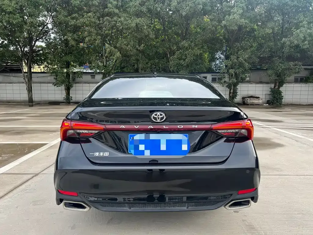 Toyota Avalon 2022 из CN, фото 9