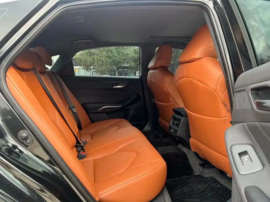 Toyota Avalon 2022 из CN, фото 6