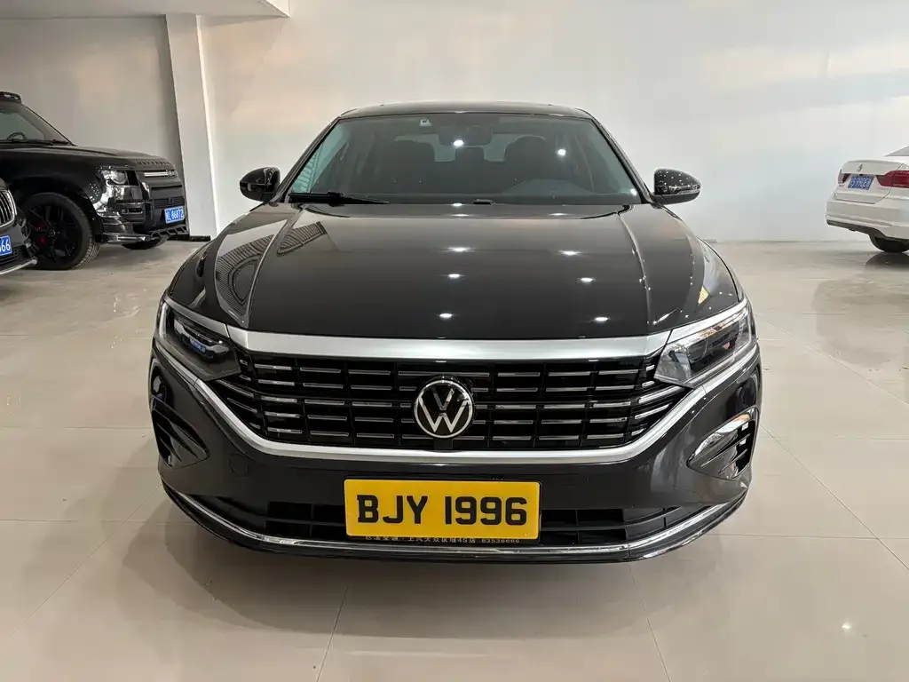 Volkswagen Passat 2022 из CN, фото 1