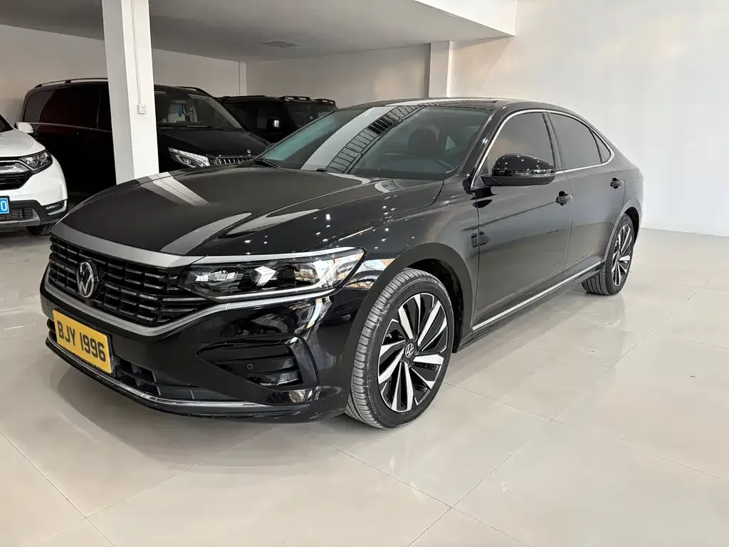 Volkswagen Passat 2022 из CN, фото 2