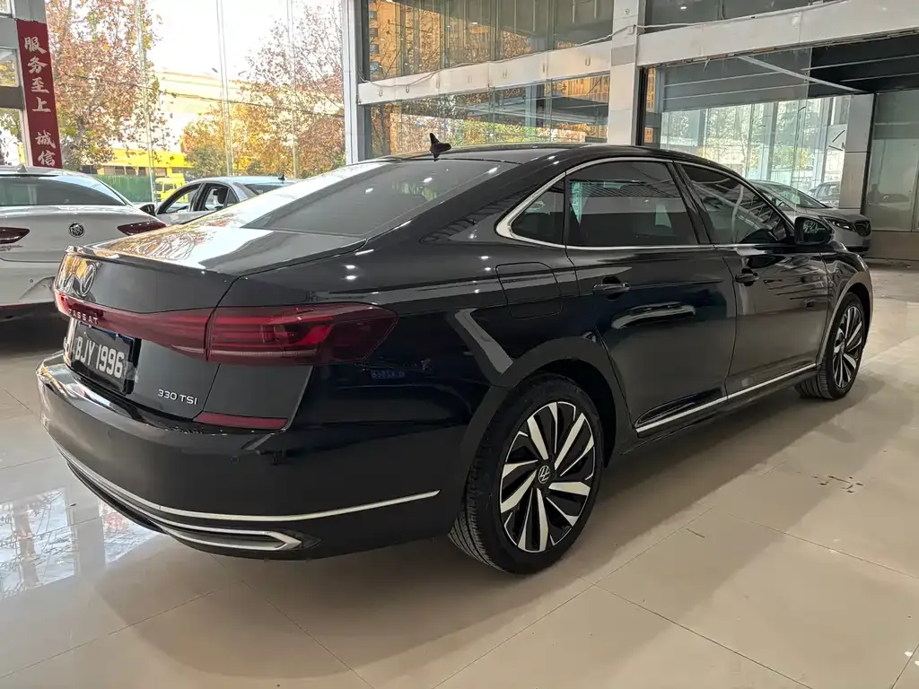 Volkswagen Passat 2022 из CN, фото 4