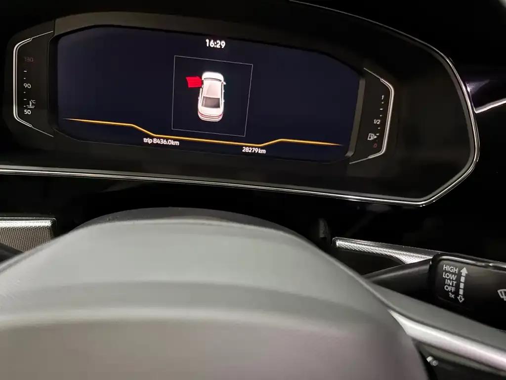 Volkswagen Passat 2022 из CN, фото 6