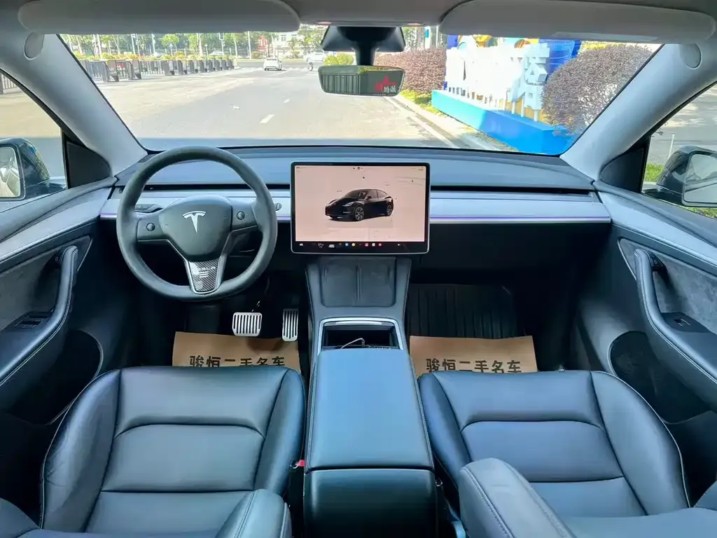 Tesla Model Y 2024 из CN, фото 8