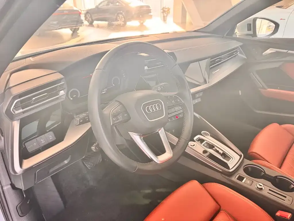 Audi A3 2024 из CN, фото 5