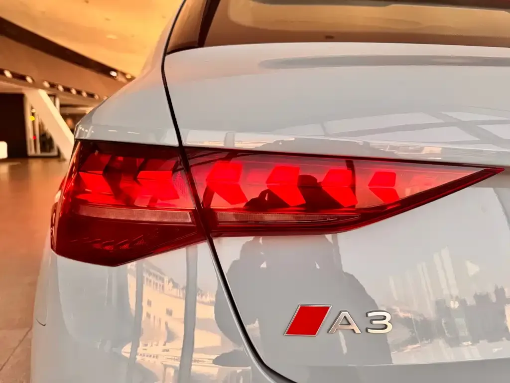Audi A3 2024 из CN, фото 3