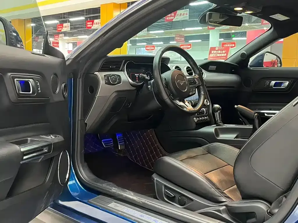 Ford Mustang 2023 из CN, фото 4